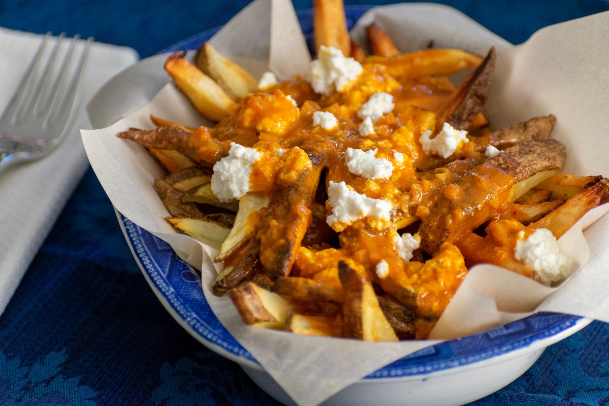 Chips & Curry&nbsp;Sauce