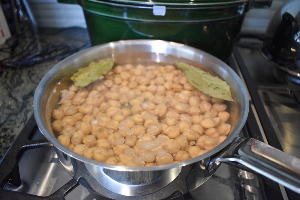 garlic hummus made with dried chickpeas