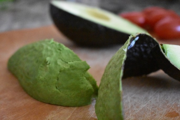 How to peel an avocado properly