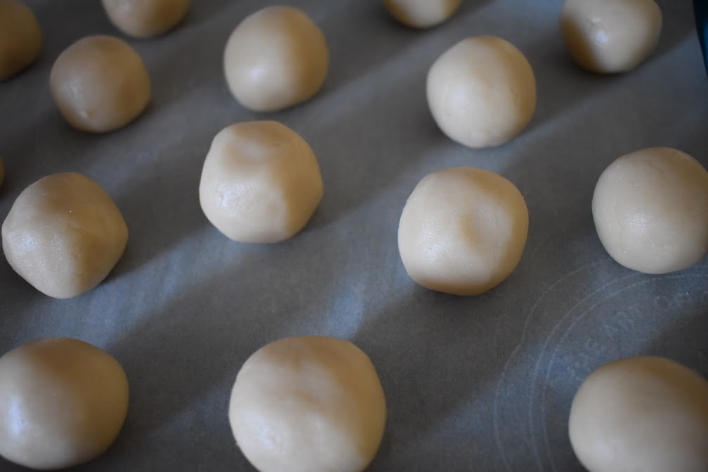 Thumbprint Sugar Cookies with White Chocolate 